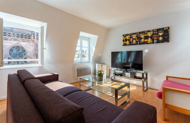 Evasion Cathédrale - Two Bedroom Apartment, Sleeps 4