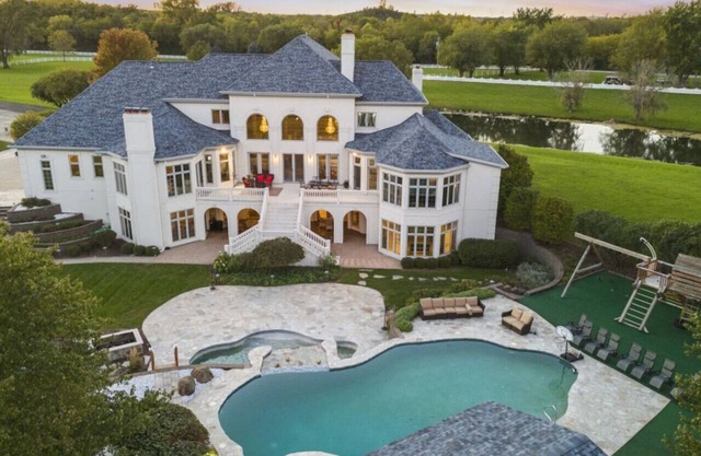 Events Welcome! 12,000 SF Mansion w/2 Pools & Lakeview