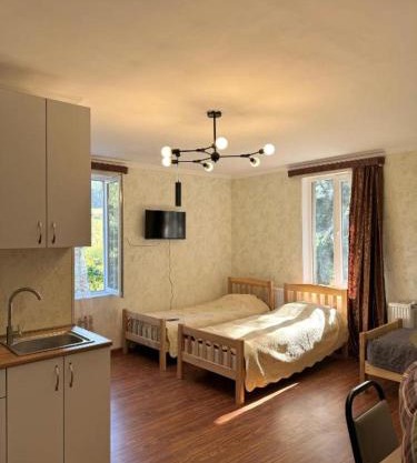 Evergreen Surami Hotel