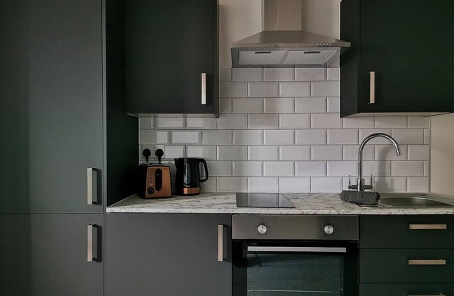 Eveswell Studios | Premium | Studio 2