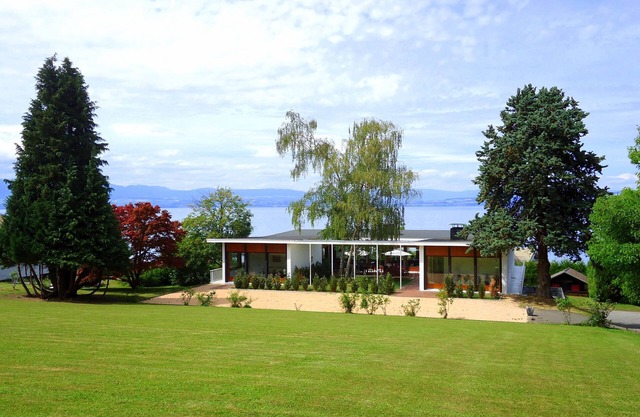 Evian, Stunning Views of Lake Geneva, 300 m from 5-star Royal Hotel