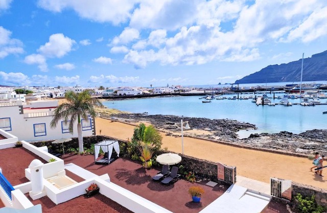 Evita Beach Suites Exclusivas