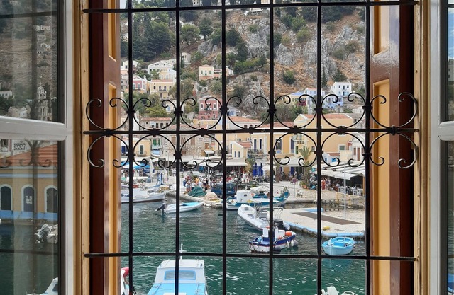 Exactly where Symi's heart beats