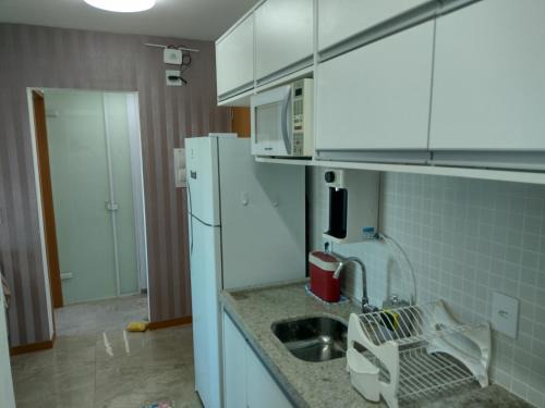 Excelente apartamento 02 quartos frente ao mar