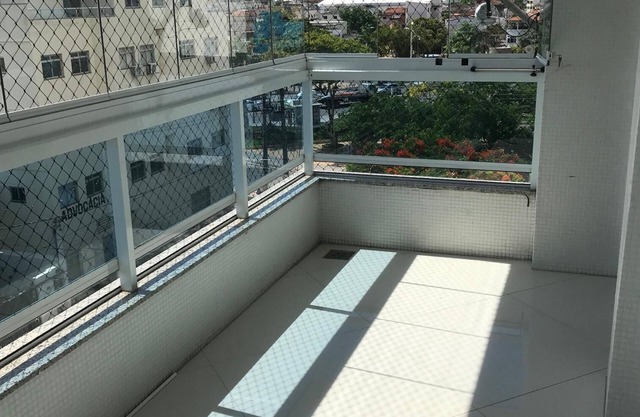 Excellent ap 2qts w /air in all rooms near the beach, with elevator and garage