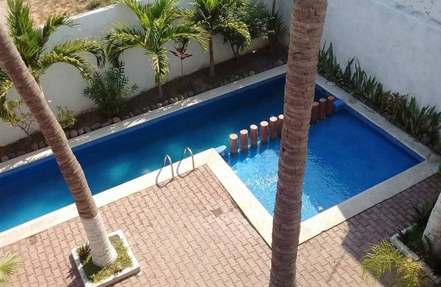 Excellent Beach Apartment in Manzanillo Bay