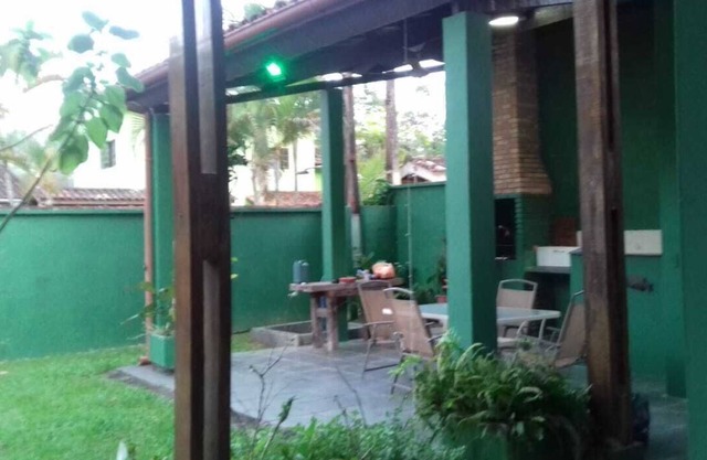 EXCELLENT HOUSE UBATUBA FOR SEASON .PREIA OF PEREQUIR PERSON. SANTA RITA AND ENS