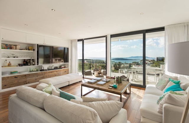 Excellent view and privileged location