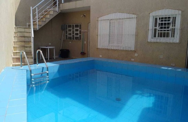 Excellent house, with Gourmet space and Swimming pool 300 meters from the beach