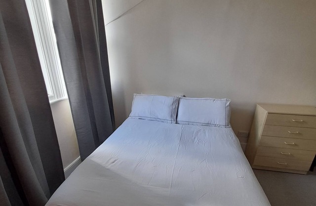 Excellent Location with great transport link to central London