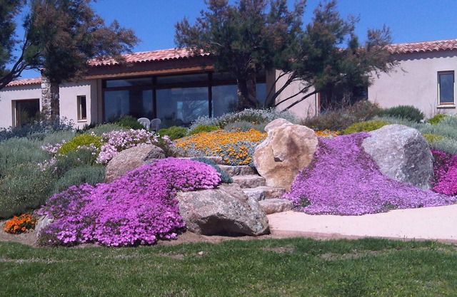 Exceptional double sea view, 100m from a sandy beach, in 3000m2 garden