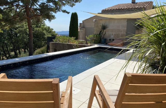 Exceptional Luberon location - Private swimming pool