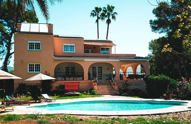 Exceptional villa for 6 to 8 people