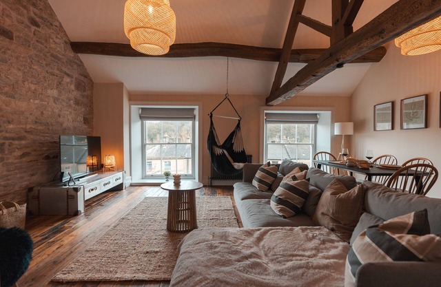 Exceptionally large one bedroom Suite