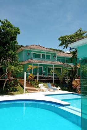 Exclusiva Casa em Condomínio