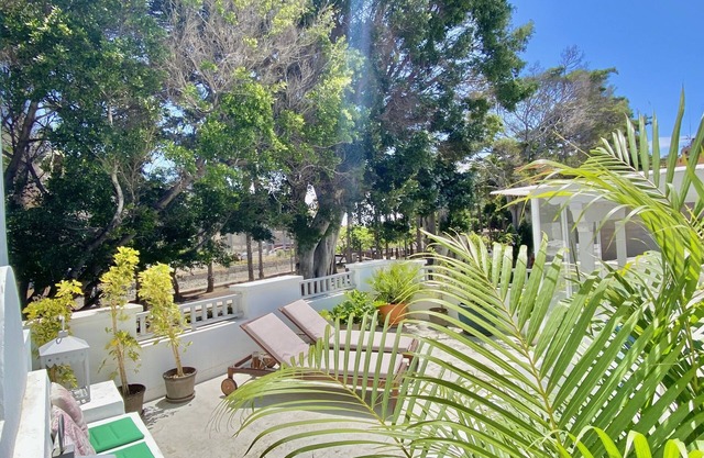 Exclusive Coastal House with Magnificent Terrace and wifi 1 minute from the beach.