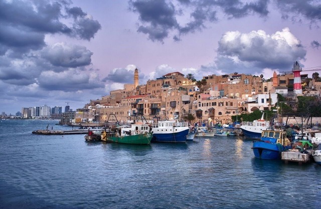 Exclusive duplex near Jaffa fishermen port and old city, Family