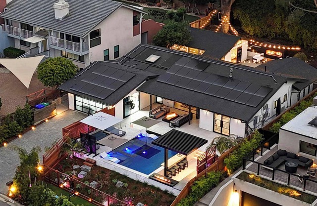 Exclusive Elegant Estate | Infinity Pool & Breathtaking Views