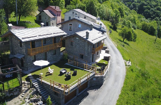 Exclusive holidays Chalets Mongioie, Val Corsaglia - Cuneo.