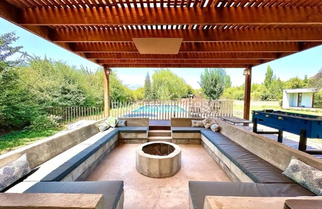 Exclusive House with Poolnn