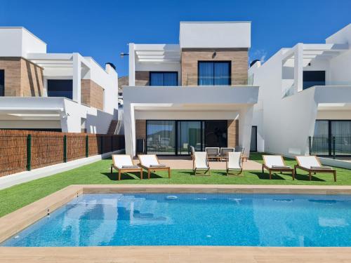 Exclusive new luxury villa with heated private pool