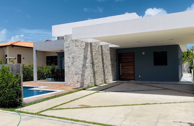 Exclusive paradise, House in a beachfront condominium.