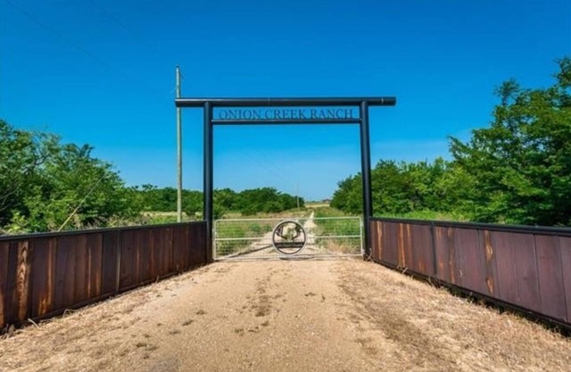 Exclusive Solar Eclipse Viewing, Wildlife Retreat Camp at Onion Creek Ranch