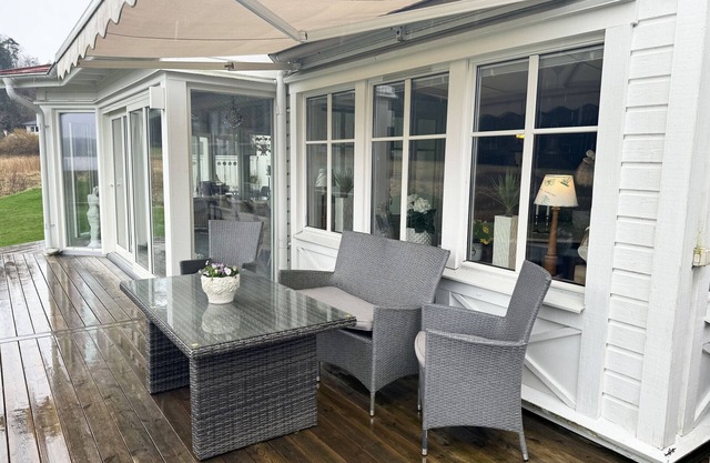 Exclusive villa with sea view in Uddevalla | SE09057