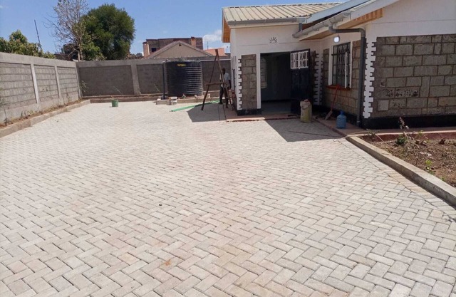 Executive 3br House, secure own compound, 5 mins from Eldoret CBD