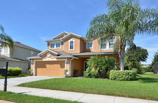 Executive 5 Bed 4 Bath Villa - South Facing Pool & Spa only 15 mins from Disney