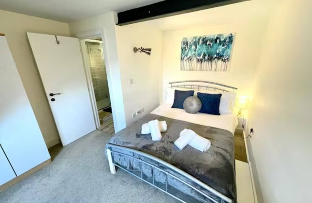 Executive Apartment Perfect for Contractors or Pilots