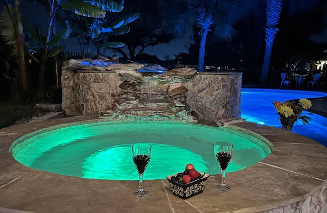 Executive Home on Golf Course , Pool, Spa and more