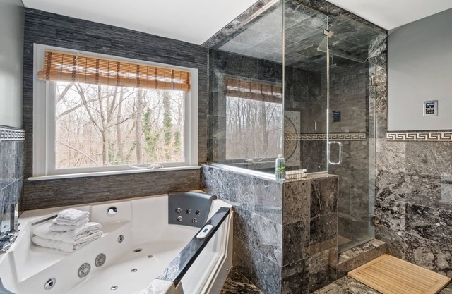 Executive Home - Versace Designer Kitchen Steam Shower Master Suite