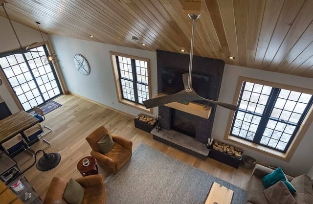 Executive Home With Incredible Views