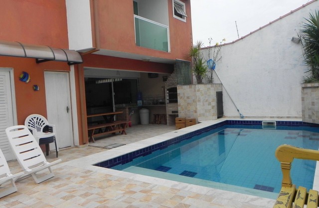 Exellent and Modern house near the beach