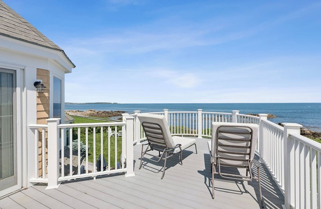Expansive oceanfront 4+bdr home in KPT, pet friendly, breathtaking sunrise view!
