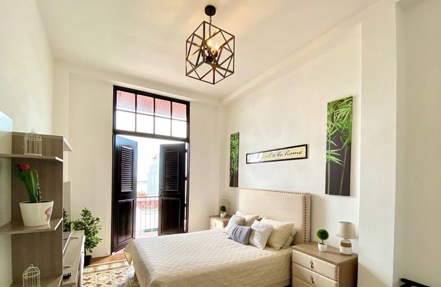 Experience Casco Viejo, Panama 4