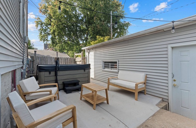 Experience Milwaukee's Bayview in this Spacious 3-bedroom