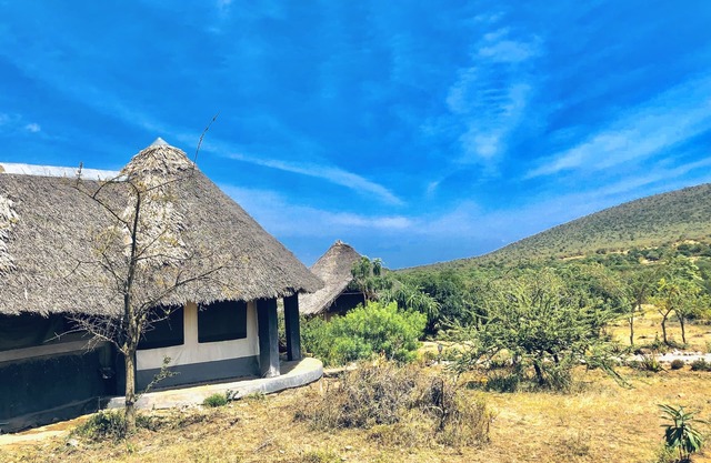 Explore Mara Camp
