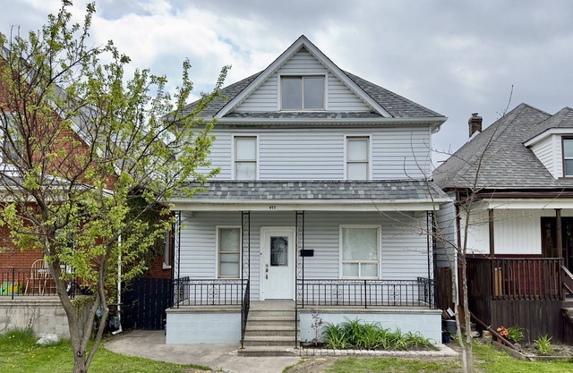 Explore Windsor - Private Getaway in the Core
