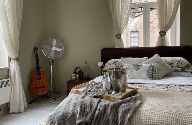 Exquisite 1Br/Ba Apt w/Free Parking in Center