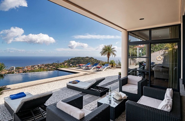 Exquisite Madeira Villa | Villa Funchal Luz | 5 Bedroom | Heated Pool | Sea.