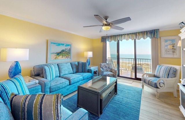 Exquisite oceanfront top-floor condo has the feel of paradise on earth