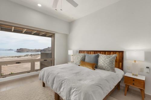 Exquisite Penthouse Heart of Danzante Bay Loreto