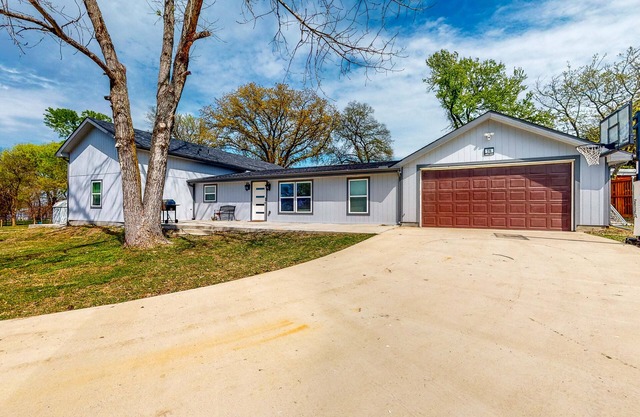Exquisite Waterfront - New Construction w/Kitchen