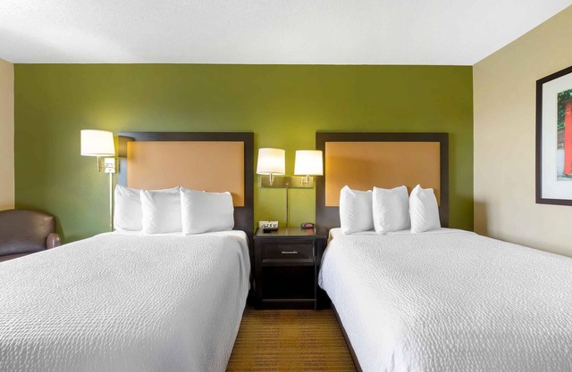 Extended Stay America Suites Atlanta Kennesaw Town Center
