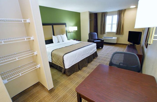 Extended Stay America - Bakersfield - California Avenue