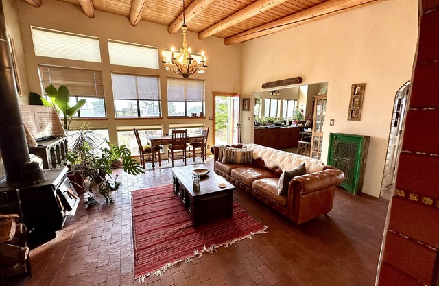 Extended winter holidays in glorious Eldorado/Santa Fe!