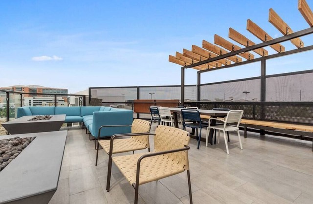 Extravagant Apt Home/Children's Hospital