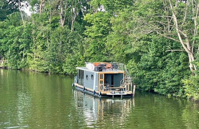 Führerscheinfreies mobiles Hausboot